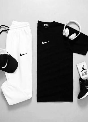 Чоловічий спортивнтй костюм nike , premium якості ,стильний та дуже зручний на кожен день