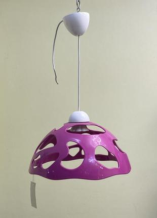 Підвісний світильник на кухню