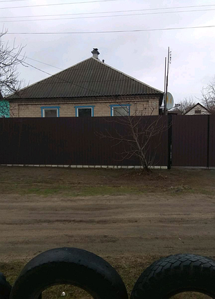 Металеві паркани з профнастилу, ковані паркани та огорожі6 фото
