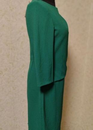 Женское платье приталенного силуэта5 фото