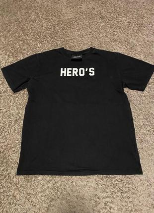 Hero's heroine футболка