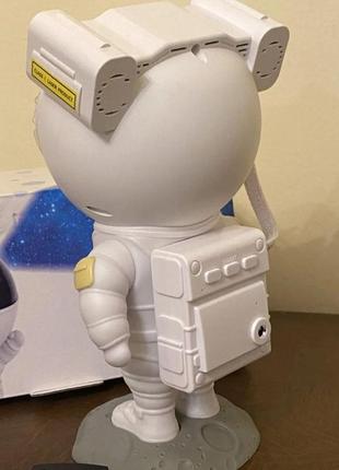 Проектор-ночник космонавт звездное небо в детскую, светильник космонавт, ночник...