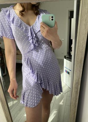 Хорошее платье в горошек «на запах»