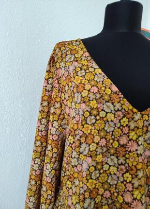 Стильная батальная блуза трапеция, цветочный принт, v похожий вырез3 фото