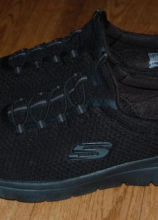 Кроссовки 42 р skechers