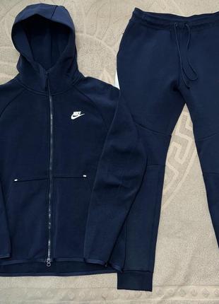 Костюм nike tech fleece, оригинал, размер s/m