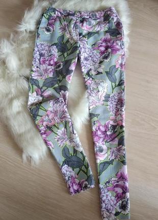 Стильные укороченные брюки с цветочным принтом от river island2 фото