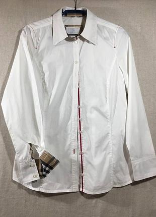 Біла сорочка з акцентними деталями довгий рукав