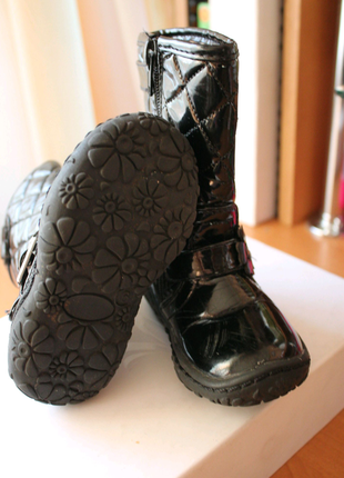 Демісезонні чоботи для дівчинки4 фото
