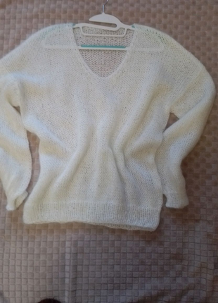 Білий мохеровий светр, базовий светр4 фото