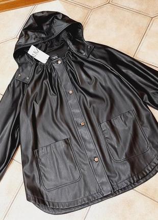 Zara куртка плащ из искусственной кожи черный чёрный