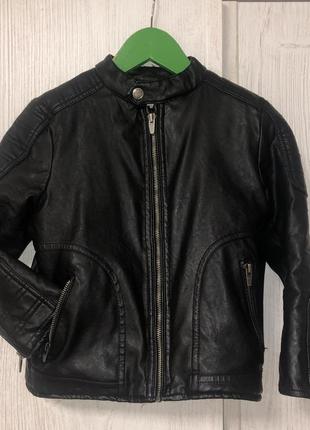 Кожаная утеплённая куртка косуха zara на 5-6 лет рост 116 см.1 фото