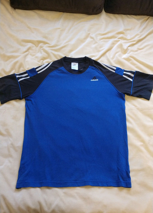 Футболка adidas(оригінал)1 фото