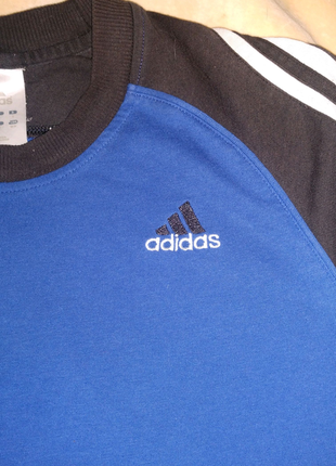 Футболка adidas(оригінал)3 фото