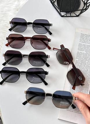 Літні сонцезахисні окуляри, окуляри для літа, модні літні сонцезахисні окуляри, стильні окуляри на літо