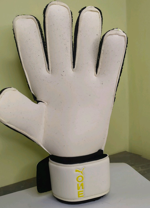 Воротарські рукавички puma one grip 1 rc3 фото