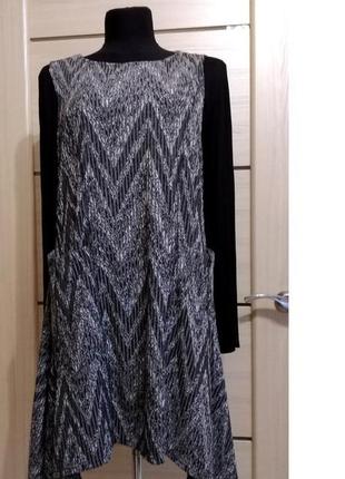 Красивое, асимметричное и тёплое платьице klass, размер м=46-48