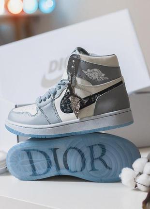 Кроссовки nike air jordan dior женские кожаные