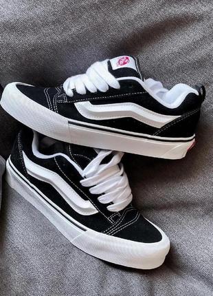 Vans

knu skool