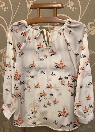 Нереально красивая и стильная блузка в птичках.