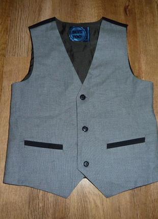 Debenhams классическая жилетка на 11 лет