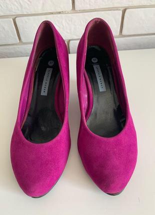 Туфлі на танкетці рожево-фіолетові5 фото