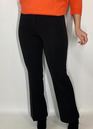 Классические прямые брюки со вставками сбоку