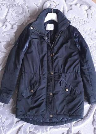 Демисизонная куртка,парка р.s 140 грн.