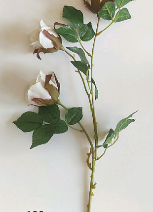 Штучні квіти, кущі,гілки,травка,листя для декору.