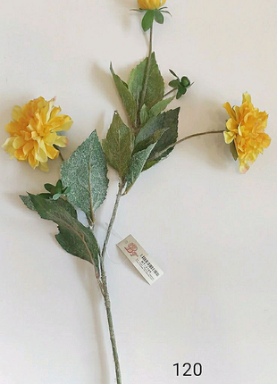 Штучні квіти, кущі,гілки,травка,листя для декору.