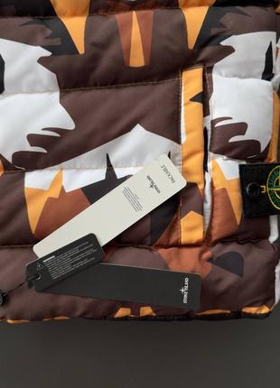 Чоловіча молодіжна жилетка в стилі stone island camo стон айленд камуфляж кольорова яскрава підліткова безрукавка жилет чоловічий підлітковий s-xxl4 фото