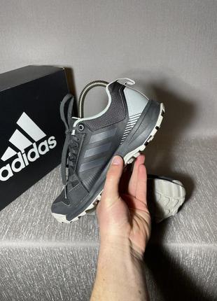 Трекінгові кросівки adidas terrex9 фото