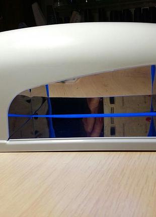 Лампа для сушіння гель-лаку