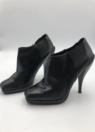 Ботинки ботильоны