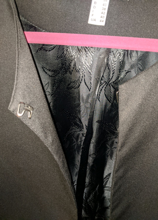Піджак чорний в стилі шанель7 фото