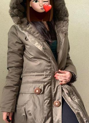 Зимова куртка пуховик з натуральним хутром