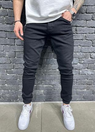 Джинсы мужские базовые