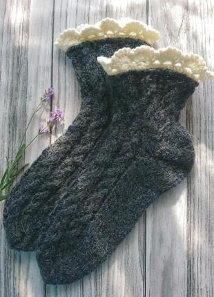 Вовняні шкарпетки з ажурною оборкою ідея для подарунка