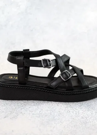 Чорні жіночі трендові зручні босоніжки-сандалі на танкетці з екошкіри,жіноче взуття на літо 2024