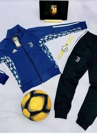 Оригинальный костюмы от турецкого бренда. adidas весна/осень 2024/25