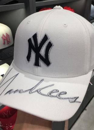 Бейсболка кепка new york yankees оригінал7 фото