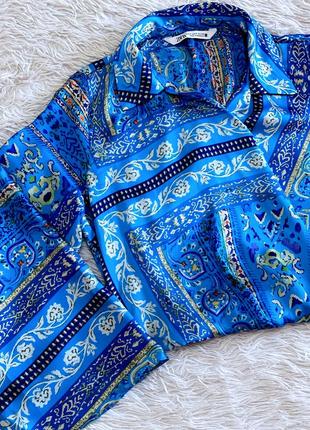 Синяя атласная рубашка топ zara