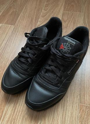 Кроссовки reebok classic leather 38-38,5p.