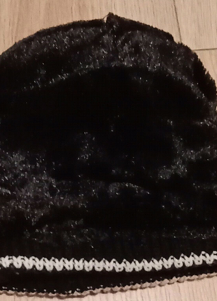 Суперова зимива шапка на 5-6 років2 фото