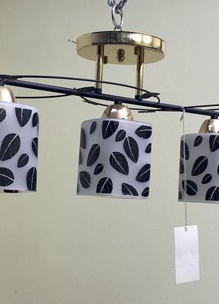 Люстра на 3 плафони