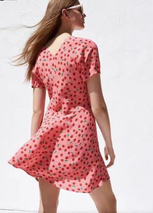 Розовое платье с вишнями zara2 фото