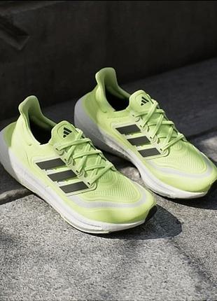 Кроссовки текстильные беговые для фитнеса унисекс adidas ultraboost light lucid lemon 39-40 41-42 размер9 фото