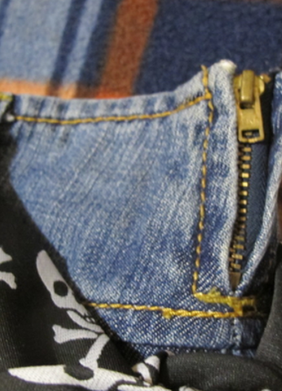 Джинсовая юбка-шорты, очень коротенькая4 фото