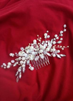 Свадебная веточка гребешок в прическу. украшения для волос невесте1 фото
