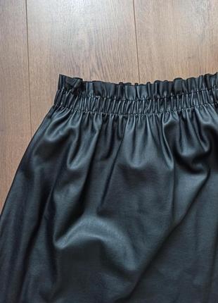 Черная кожаная юбка2 фото